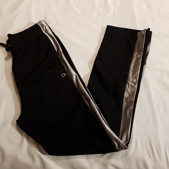 GAP Fit boys size XXL REG athletic pants, NEW - Picture 4 of 5